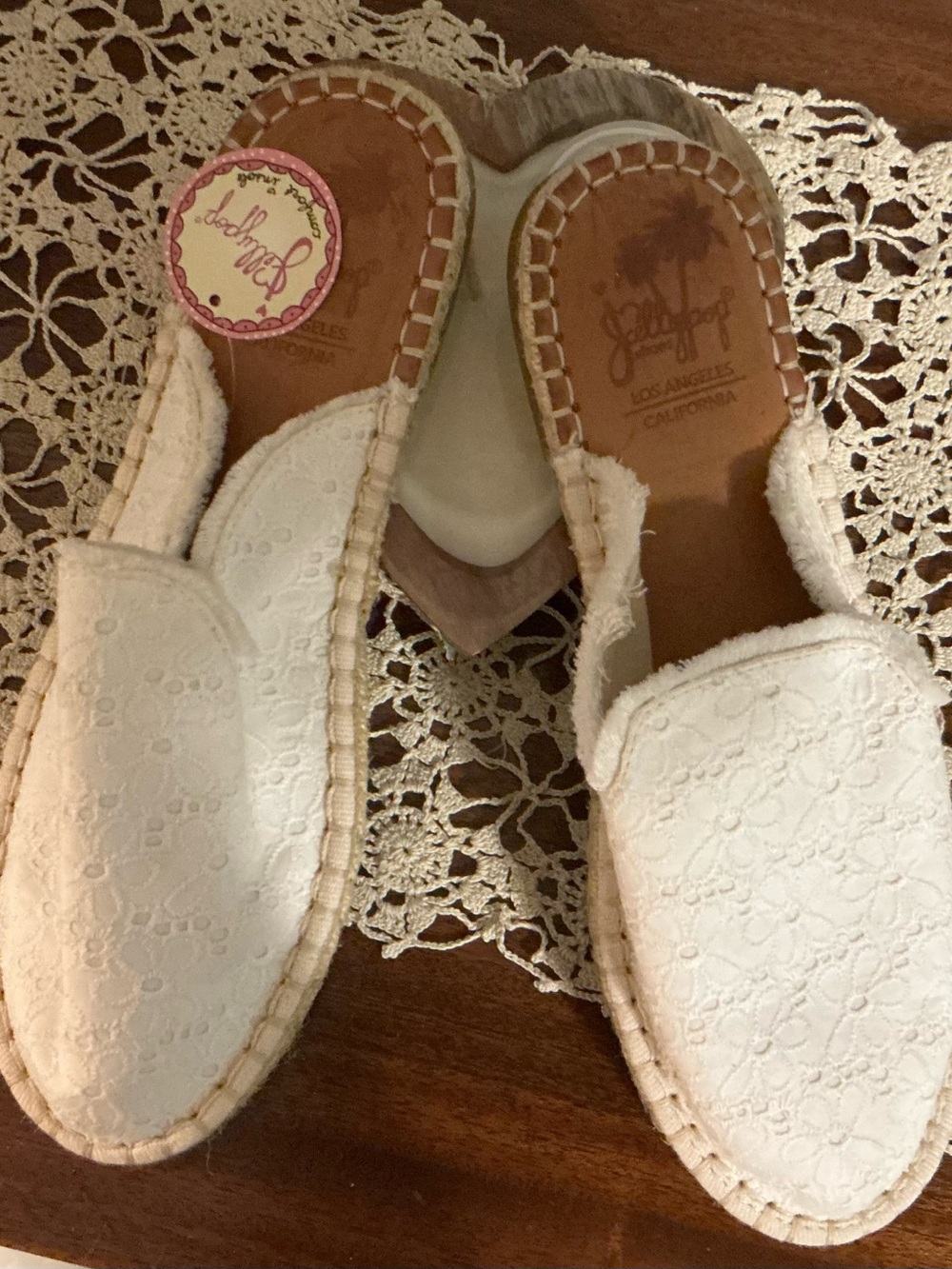 Yellow Box White Lace Slip-On Mules size 9.5